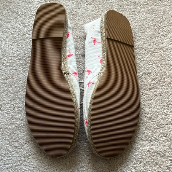 EUC Flamingo Espadrille Sneakers || Pink and White - Picture 3 of 4